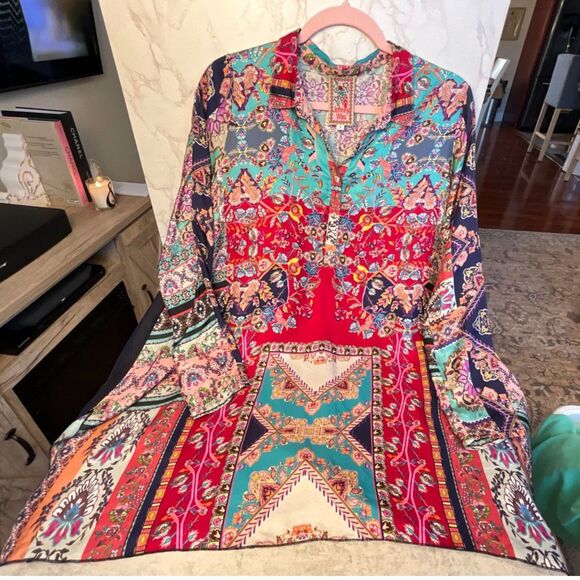 Johnny Was Tops - Stunning Johnny Was silk tunic; size small EUC boho chic